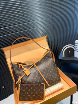 Designer handbag pre-order / size 36*27cm / 1:1 quality / turnaround time 2-4 weeks