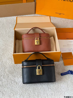 Designer handbag pre-order / 1:1 quality / size 19*13cm / turnaround time 2-4 weeks / code 432-2