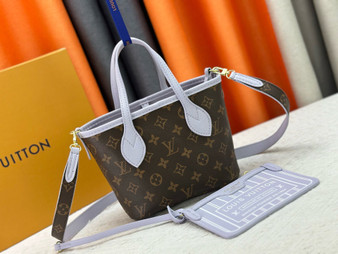 Designer handbag pre-order / size 26*16*11cm / 1:1 quality / turnaround time 2-4 weeks / code 4234-3