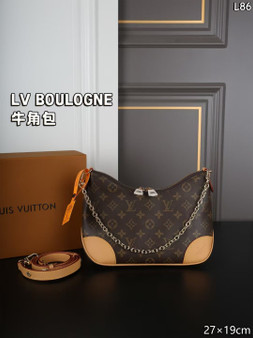 Designer handbag pre-order / size 27*10cm / 1:1 quality / Turnaround time 2-4 weeks / Code 32-3