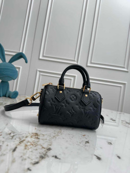 Designer handbag pre-order / Master quality / size 16*10*7cm / Turnaround time 2-4 weeks / Code 432-3