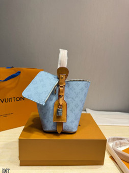 Designer handbag pre-order / 17*19cm / 1:1 quality / Turnaround time 2-4 weeks