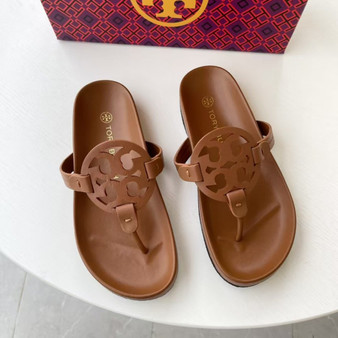 Designer sandals pre-order / 1:1 quality / Turnaround time 2-4 weeks / code521