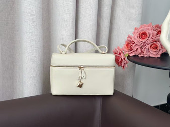 Designer handbag pre-order / 1:1 quality / size 27*16cm / Turnaround time 2-4 weeks