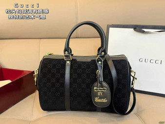 Designer handbag pre-order / size 31*20cm / 1:1 quality / Turnaround time 2-4 weeks / code423