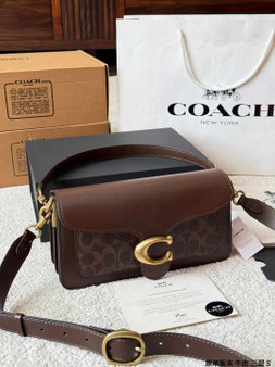 Designer handbag pre-order / size 25*15cm / 1:1 quality / Turnaround time 2-4 weeks 