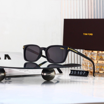 Designer sunglasses pre-order / 1:1 quality / Turnaround time 2-4 weeks / code54