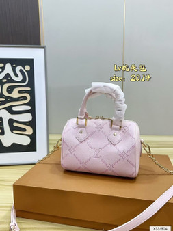 Designer handbag pre-order / 1:1 quality / Size 20*14cm / Turnaround time 2-4 weeks 