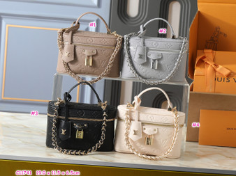 Designer handbag pre-order / 1:1 quality / Size: 19 * 11.5 * 6.5 / Turnaround time 2-4 weeks