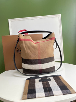 Designer handbag pre-order / Master quality / Size 25*34cm / Turnaround time 2-4 weeks