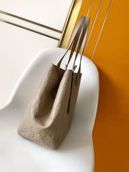 Designer handbag pre-order / Master Quality / Size 40*22*15cm / Turnaround time 2-4 weeks