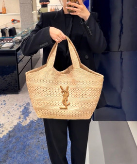 Designer handbag pre-order / size 35 cm / 1:1 quality / Turnaround time 2-4 weeks