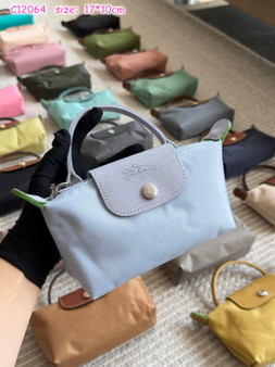 Designer handbag pre-order / 1:1 quality / size: 17*10 / Turnaround time 2-4 weeks / product#09