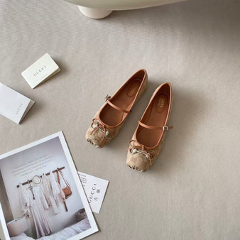 Designer flats pre-order / 1:1 quality / Turnaround time 2-4 weeks