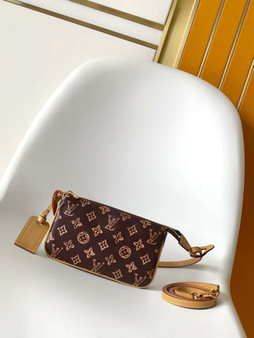 Designer handbag pre-order / Master  quality / Size 23*13cm  / Turnaround time 2-4 weeks