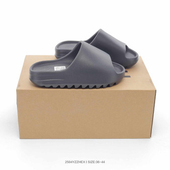 Designer sandals pre-order/ 1:1 quality / turnaround time 2-4 weeks-1761410432