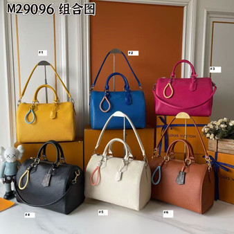 Designer handbag pre-order / 1:1 quality /  Size 30*21cm / Turnaround time 2-4 weeks