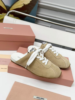 Designer shoes pre-order / 1:1 quality / Turnaround time 2-4 weeks