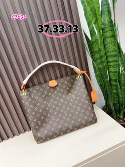Designer handbag pre-order / A4 quality / Size 37 cm / Turnaround time 2-4 weeks