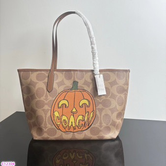 Designer handbag pre-order / 1:1 quality / Size 33 cm / Turnaround time 2-4 weeks