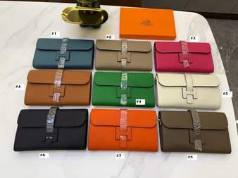 Designer wallet pre-order