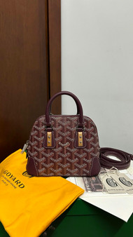D.esigner H.andbag pre-order / M.a.s.t.e.r Q.uality / Size 16*7*13cm / Turnaround time 2-4 weeks