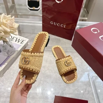 Ready to ship women's size EU 40 (us women's 9) / High mirror quality