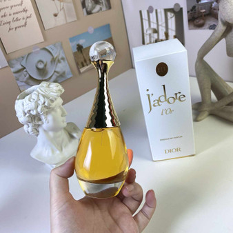 Designer fragrance 80ml  pre-order  / 1:1 quality / turnaround time 3-4 weeks-1761411326