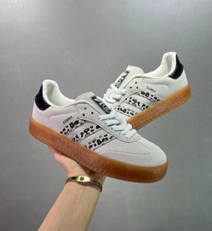 Designer sneakers pre-order  / 1:1 quality  / turnaround time 2-4 weeks /-1761411685