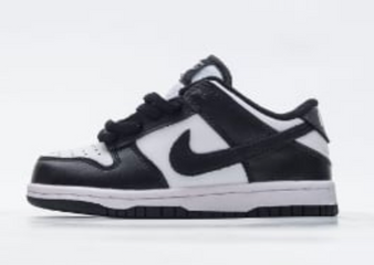 Youth sneakers pre-order / turnaround time 2-4 weeks