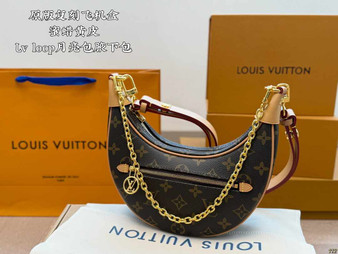 Designer handbag pre-order/ 1:1 quality/ size: 22 * 11 cm / TAT 3-4 weeks / pc#2