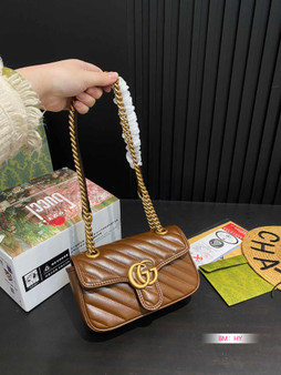 Designer handbag pre-order/ 1:1 quality / size 22*14cm / TAT 2-4 weeks / PC#2