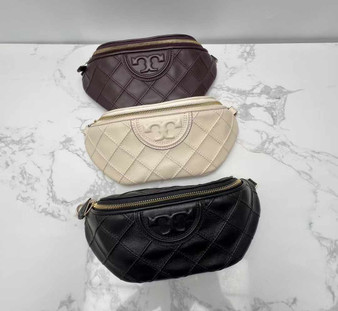 Designer handbag pre-order/ mirror quality / size: 19 * 13 cm / TAT 3-4 weeks / pc#2