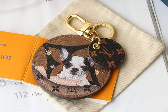 ADD ON ITEM / Designer keychain 1:1 quality  without box pre-order-1761415166