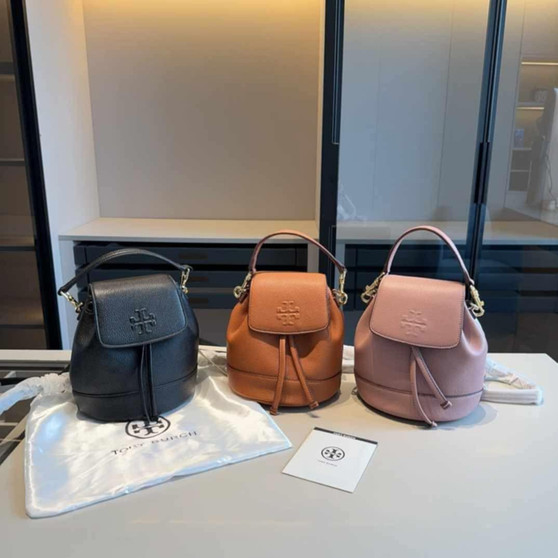 Designer handbag pre-order  / 1:1 quality /  size 18*21*12cm / turnaround time 2-4 weeks / pc#2