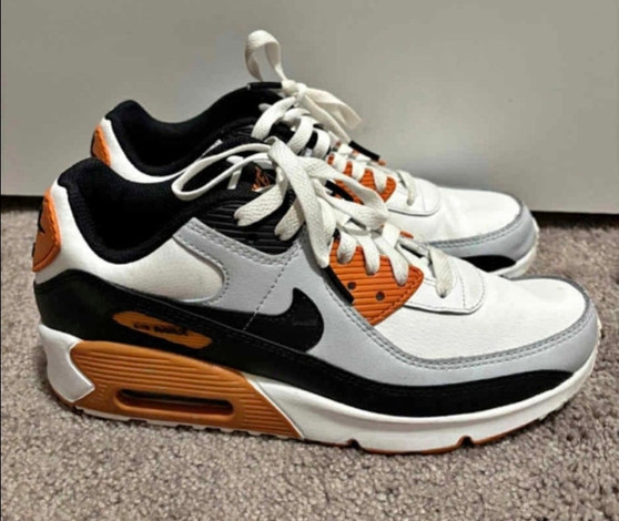 N*ke sneakers pre-order  / 1:1 quality / turnaround time 2-4 weeks / pc#2