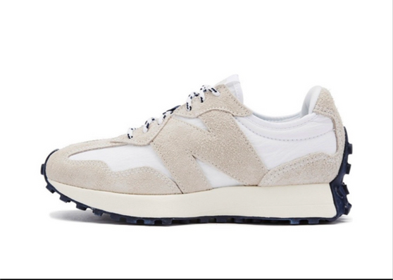 Designer sneakers pre-order  / 1:1 quality  / turnaround time 2-4 weeks /-1761419775