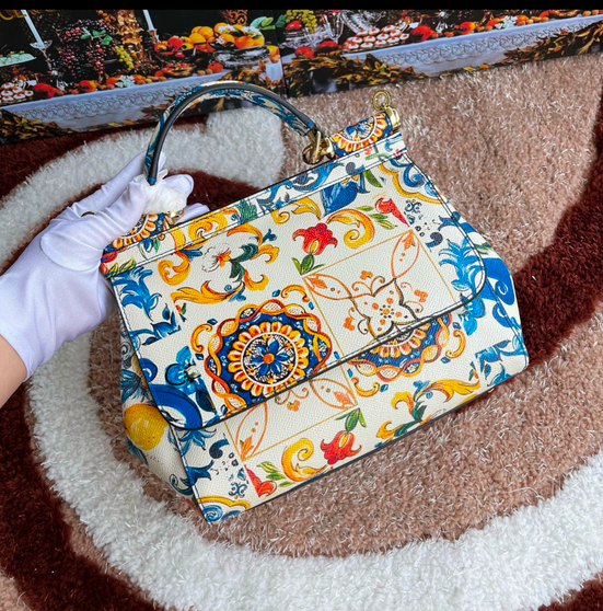 Designer handbag pre-order / Master Quality / turnaround time 2-4 weeks / size 25*20*12cm-1761419924