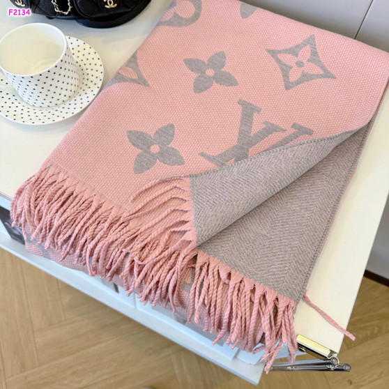 Designer Scarf Pre-Order / Turnaround time 2-4 Weeks / 1:1 quality / pc3-1761420000