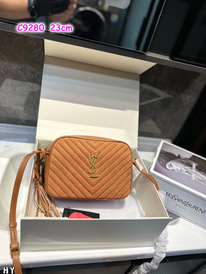 ⚡✨ FLASH SALE ✨⚡ Designer Handbag pre-order / 1:1 quality / Turnaround time 3-4 weeks / Size: 23 cm