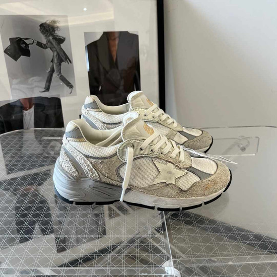 Designer sneakers pre-order  / 1:1 quality  / turnaround time 2-4 weeks /-1761422079