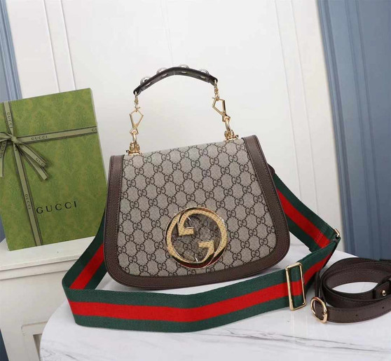Designer Handbag pre-order / Mirror quality / turnaround time 2-4 weeks / size 29*22*7cm