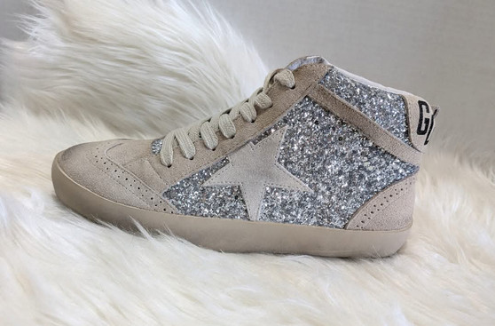 Designer sneakers pre-order  / 1:1 quality  / turnaround time 2-4 weeks /-1761423188