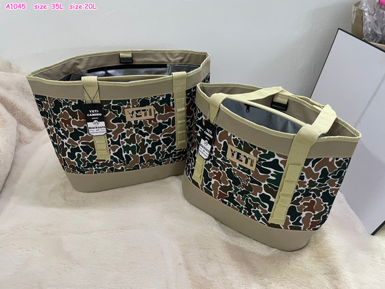 Insulated cooler bag pre-order / Turnaround time 2-4 weeks / pc3