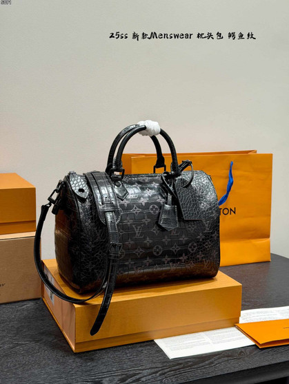 Designer handbag pre-order / 1:1 quality / turnaround time 2-4 weeks / size 30cm