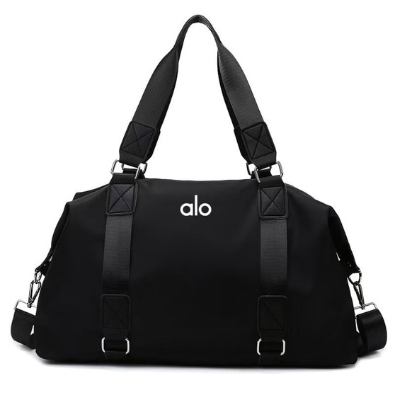 a.l.o inspired duffle bag / pre-order / turnaround time 2-4 weeks / Size 49*30*18cm