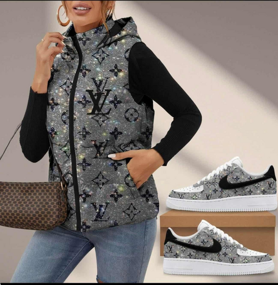 Designer vest pre-order / Turnaround time 2-4 weeks  