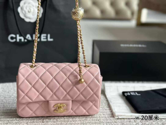 Designer handbag pre-order / TAT 2-4 weeks / 1:1 quality /  Size: 20 cm