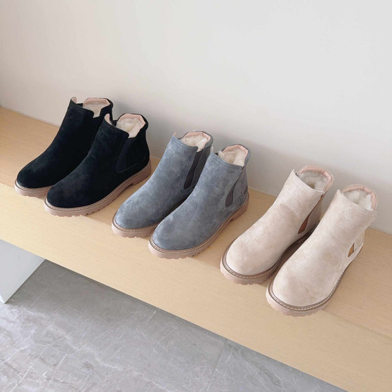 Copy of Adult U.G.G ankle bootie  pre-order / 1:1 quality / turnaround time 2-4 weeks