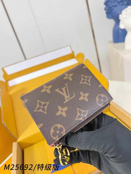 Designer LV mini wallet pre-order / Master quality  / TAT 2-4 weeks
